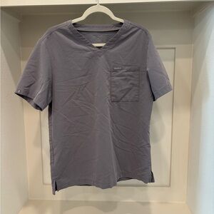 FIGS Men’s Top and Bottom